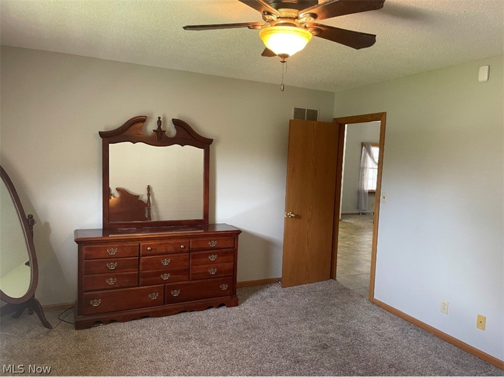 Hilltop Corner Condo - Residential