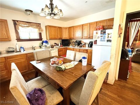 Tiny photo for 3433 W 125th Street, Cleveland, OH 44111 (MLS # 5184184)