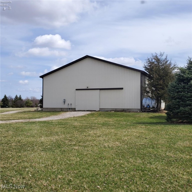 9619 Bemis Road, Bellevue, Ohio image 17