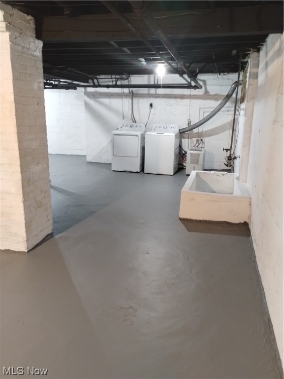 City/Youngstown - Residential Lease