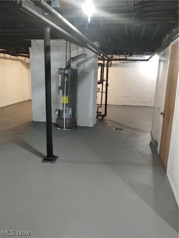 City/Youngstown - Residential Lease