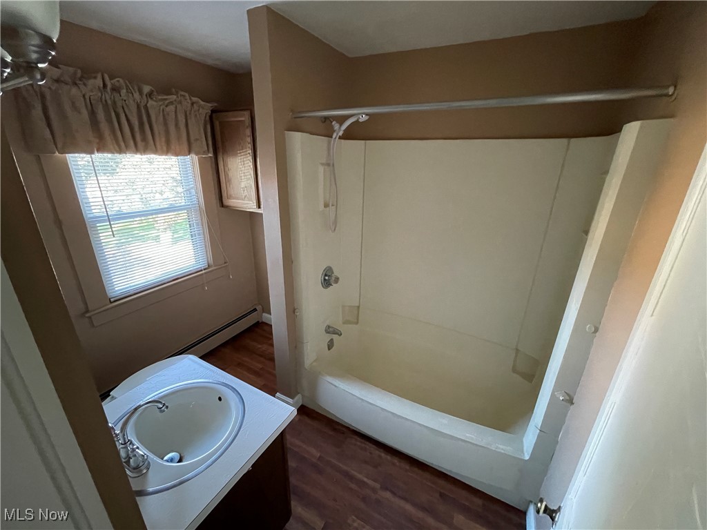 Austintown, Ohio 44515, United States, ,Residential,Active,37052