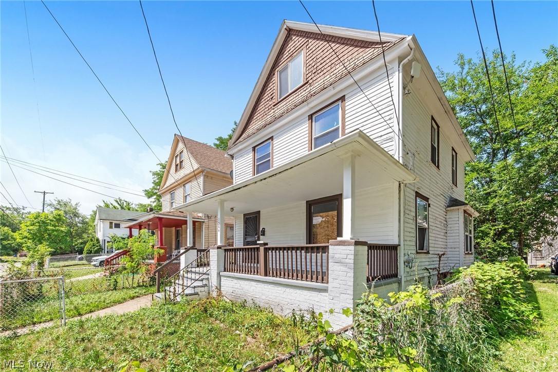 1584 E 94th Street