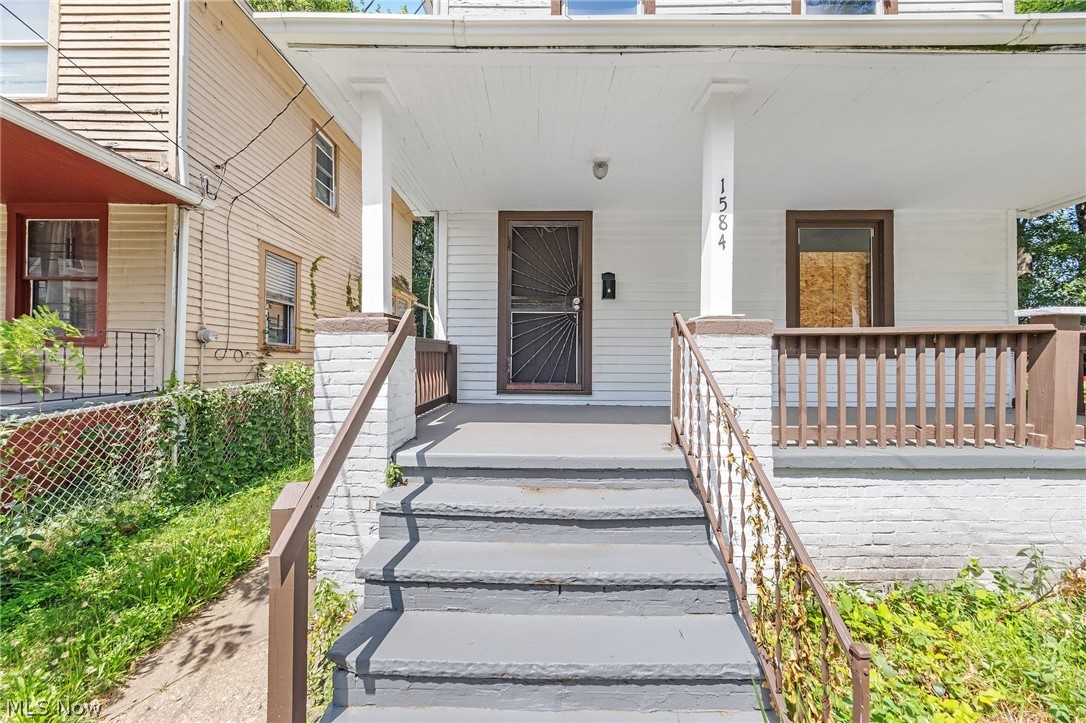 1584 E 94th Street