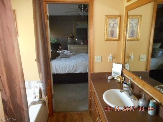 Carpenter Cairo Crestdale - Residential