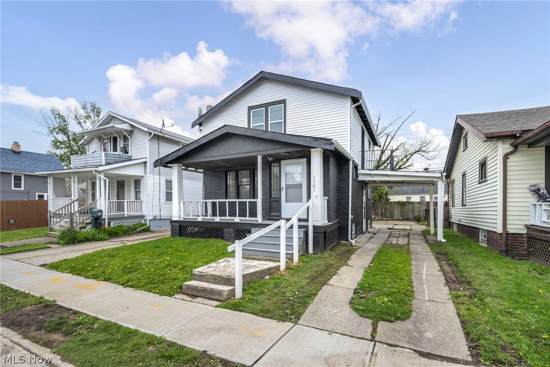 1703 Crestline Avenue