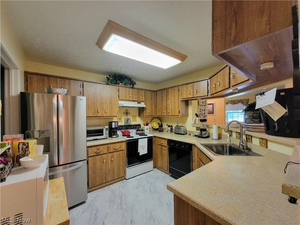 Estates I - Tollis Pkwy - Residential Lease