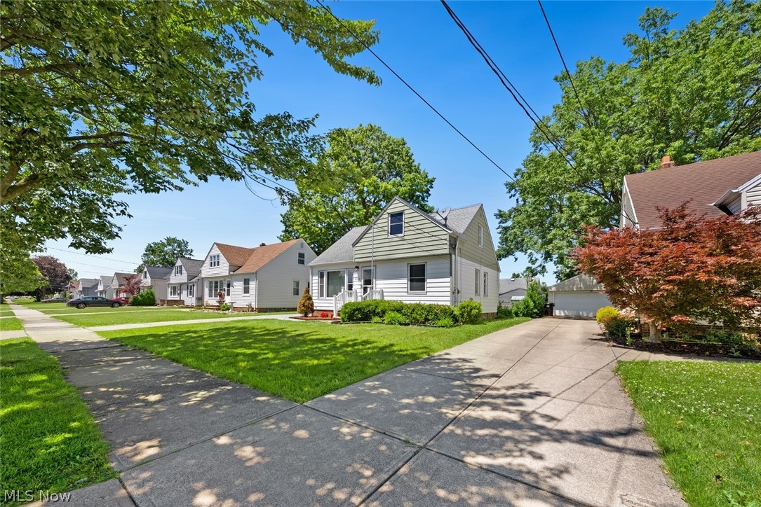 16018 Muskingum Boulevard