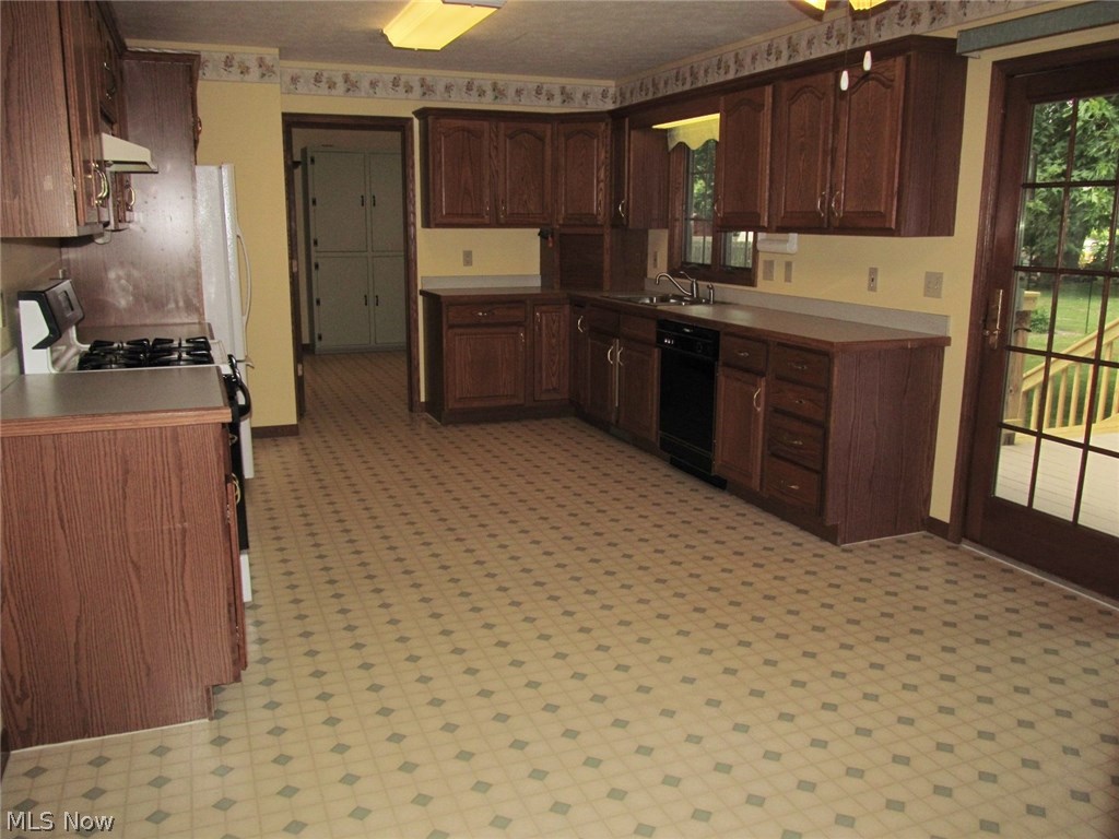 A B Fullers - Residential