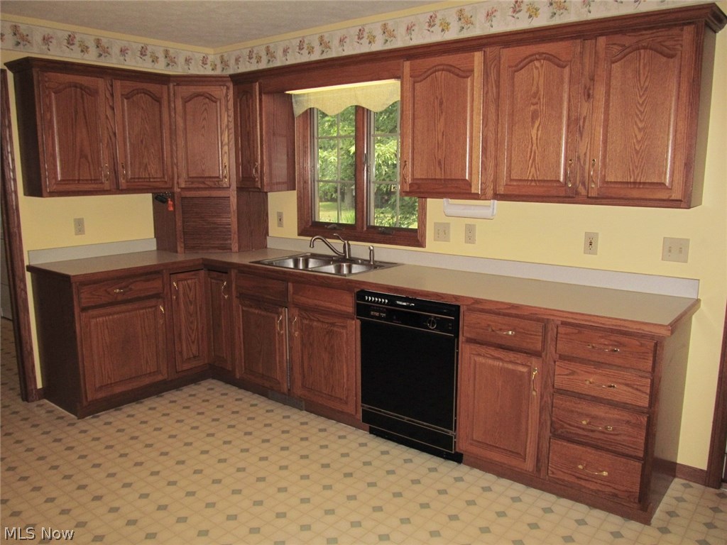 A B Fullers - Residential