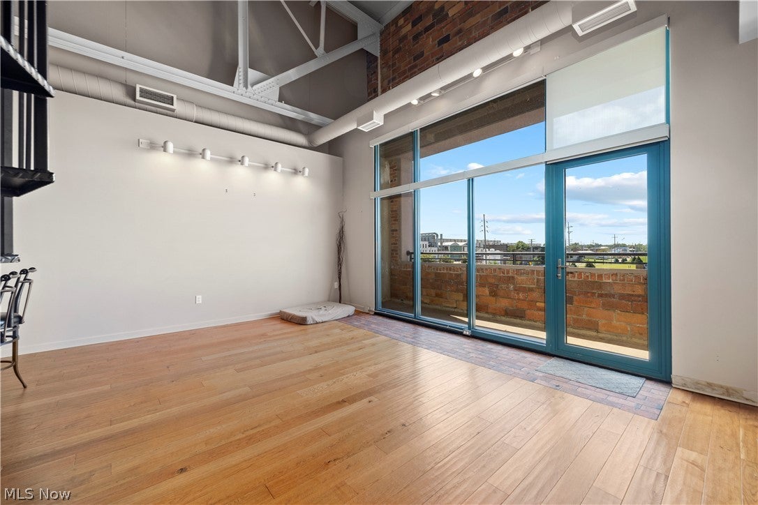 401 W Shoreline Drive 314