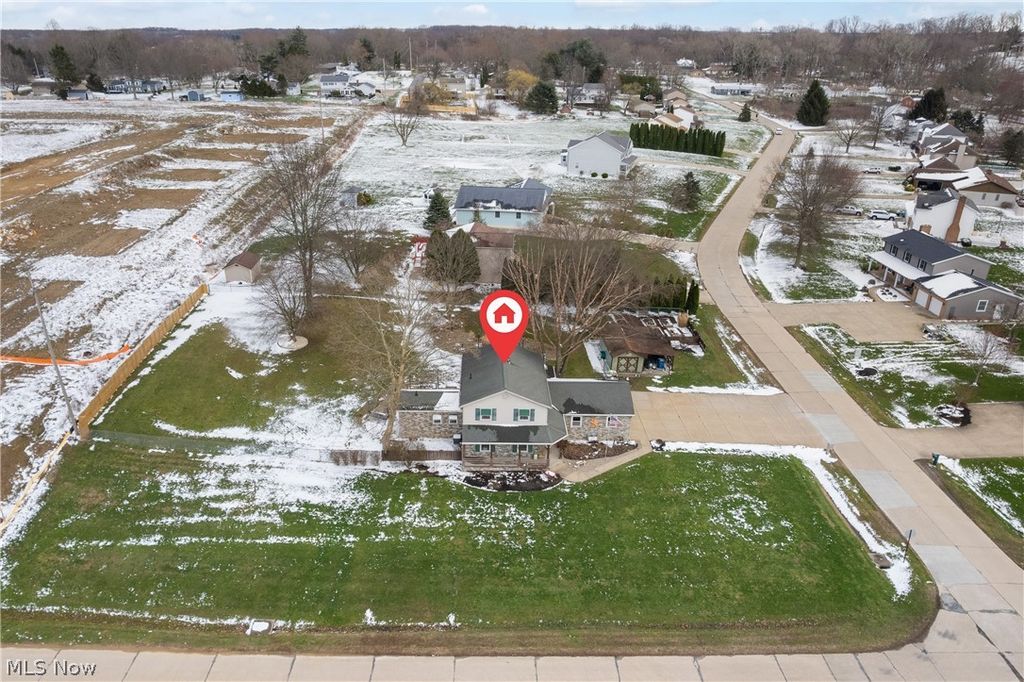 Photo of 5051 Fox Ridge Drive, North Canton, OH 44720 (MLS # 5192815)