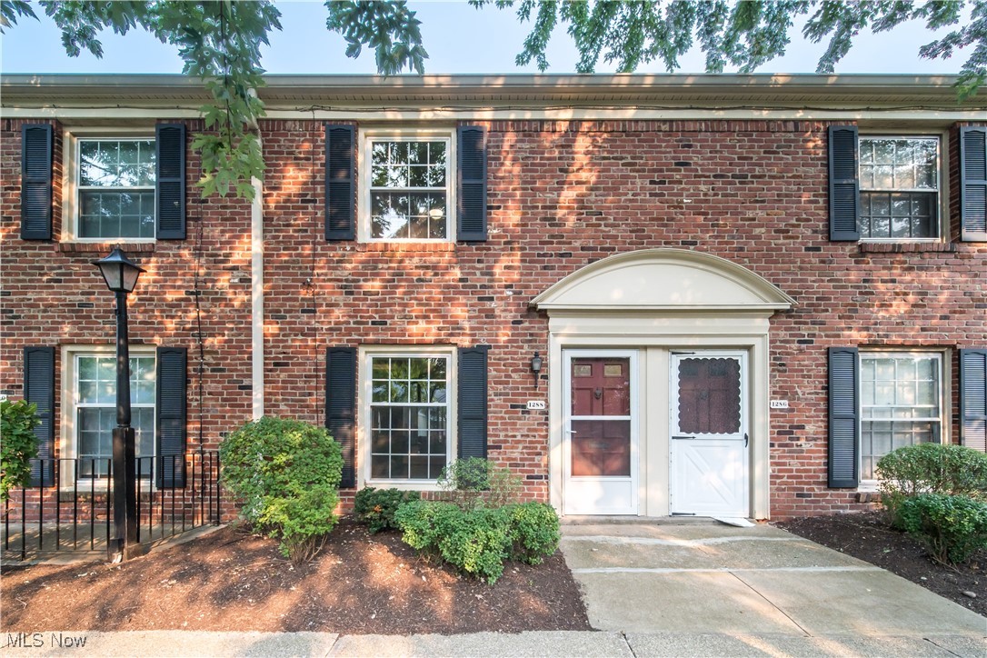 1288 Culpepper Drive, Akron, Ohio image 1
