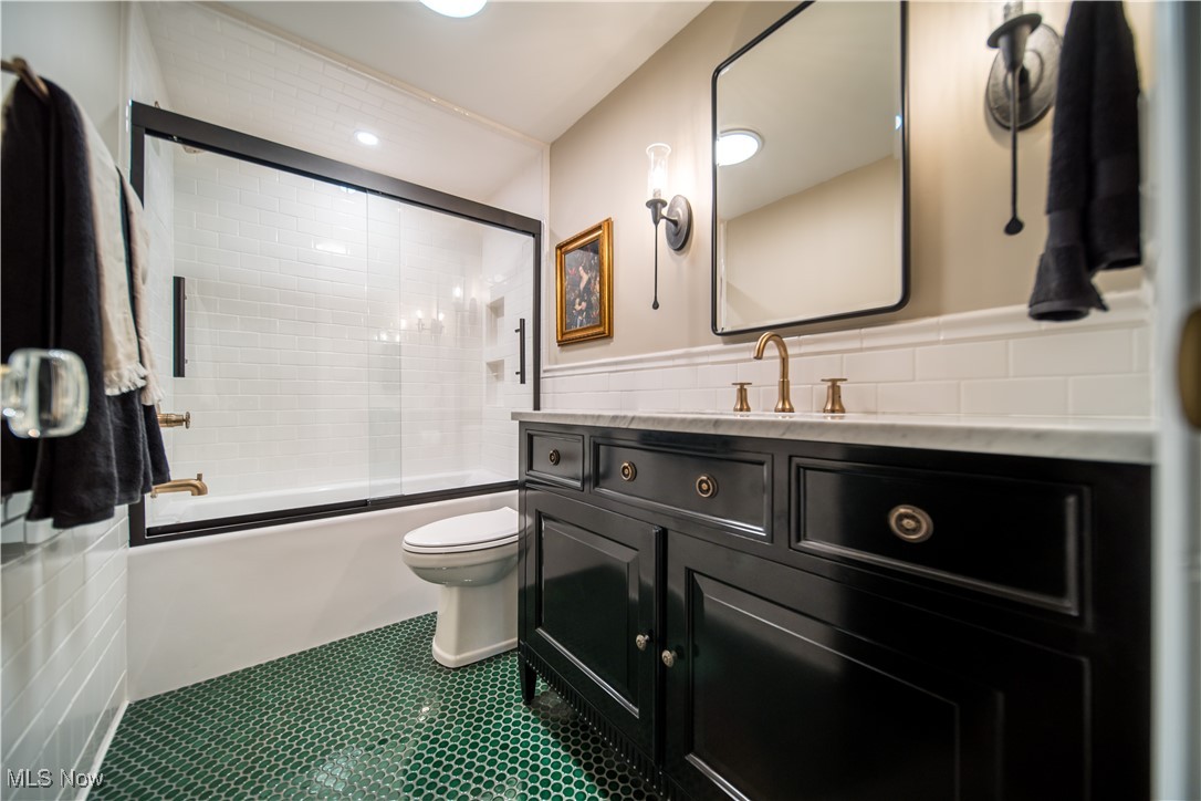1288 Culpepper Drive, Akron, Ohio image 17