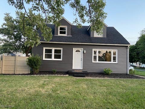 Photo for 182 W Warner Road