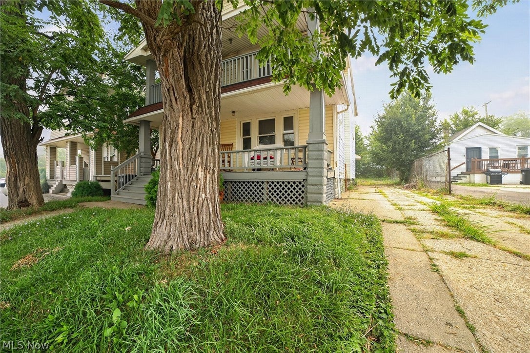 3659 E 116th Street