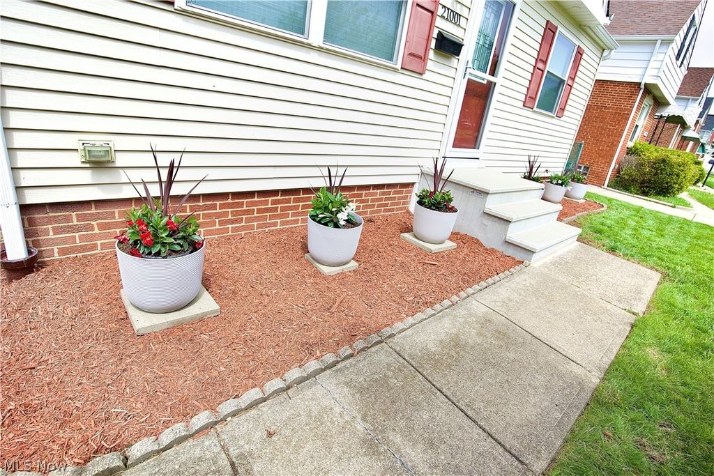 Photo of 21001 Wilmore Avenue, Euclid, OH 44123 (MLS # 5205828)