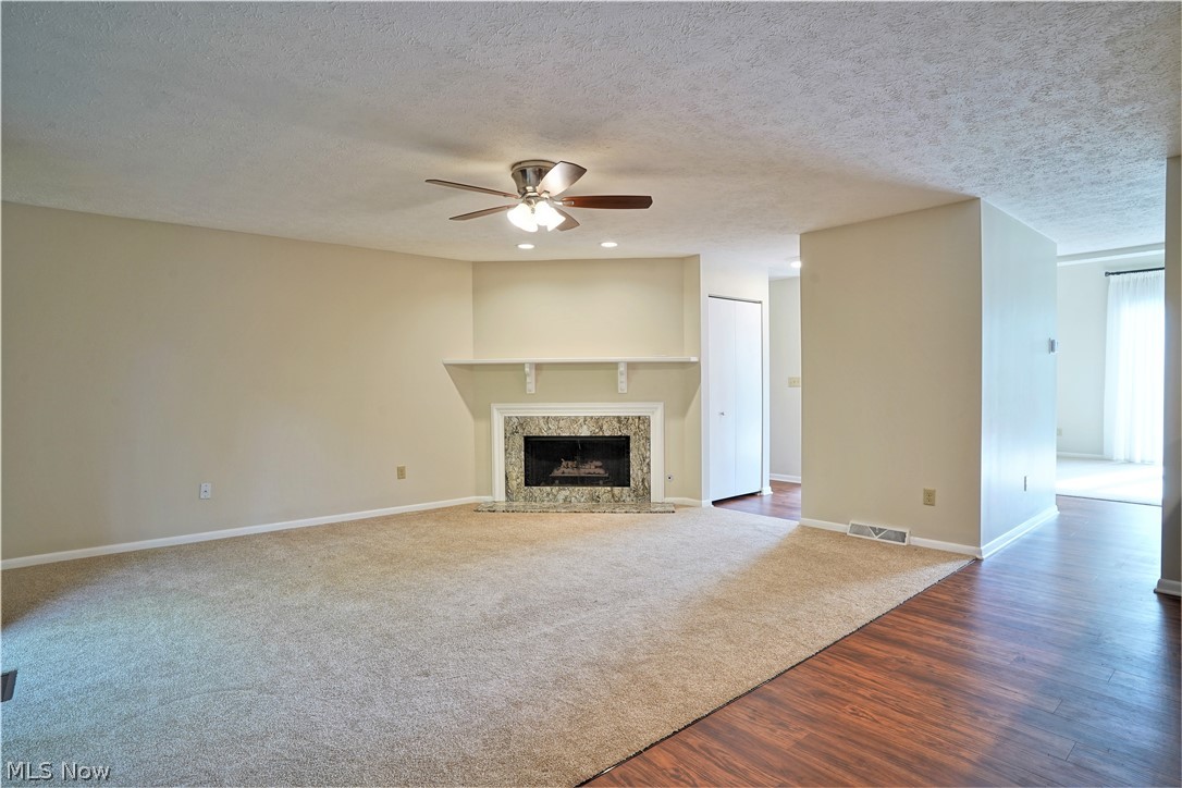 Silver Valley Condo - Residential