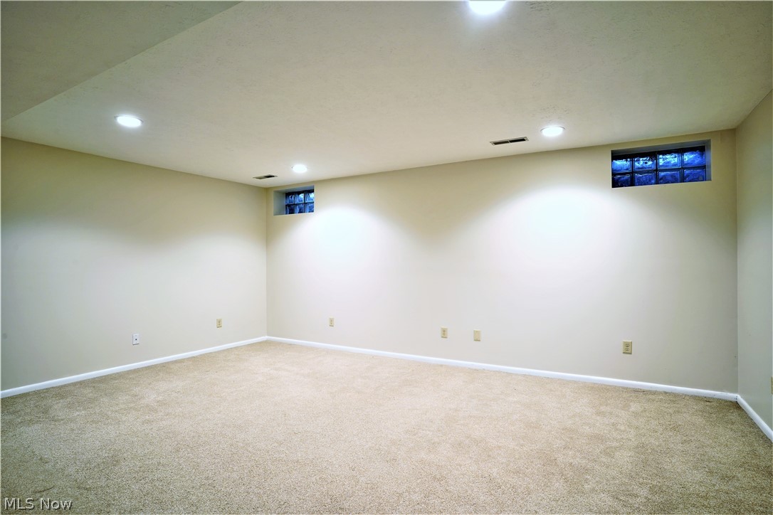 Silver Valley Condo - Residential