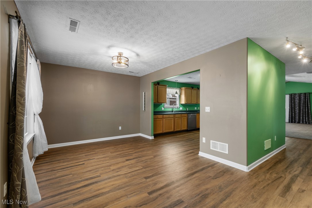 Village/Marsh Landing Condo - Residential