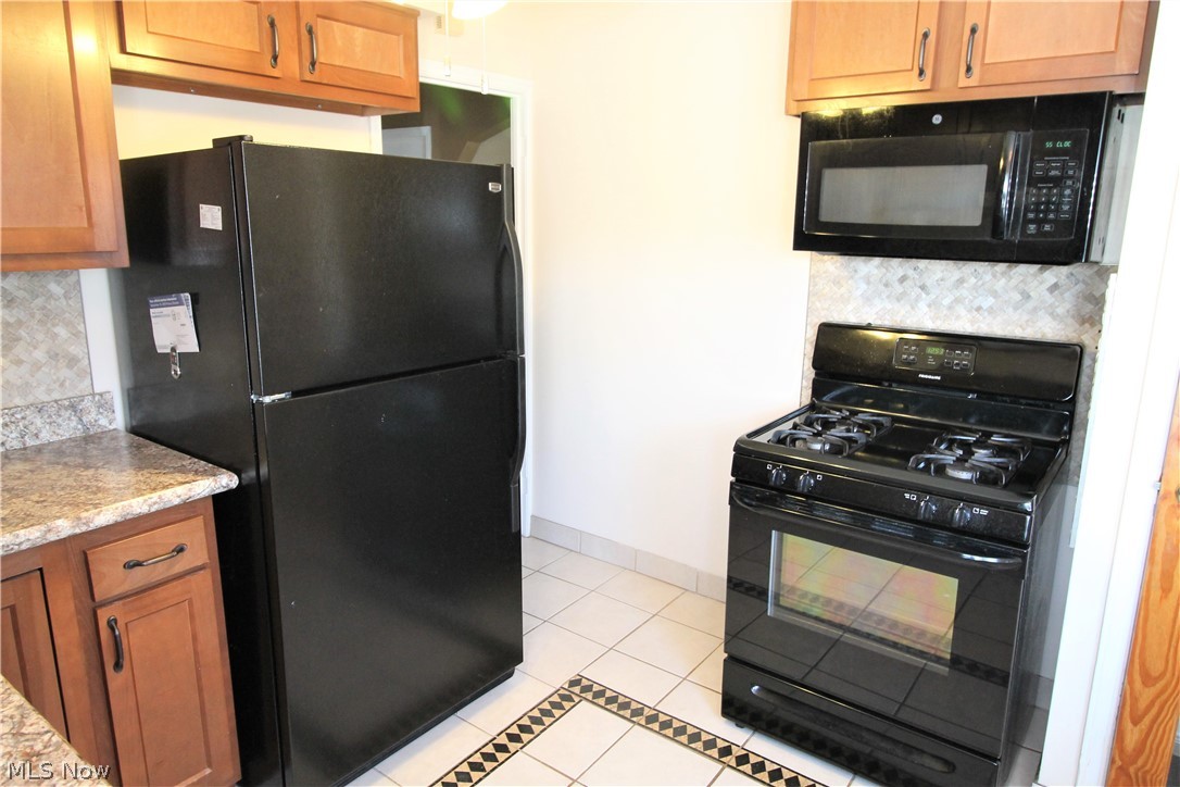 Waid & Duffys Center Hwy - Residential