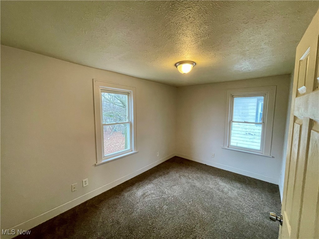 Colonial Homes - Residential