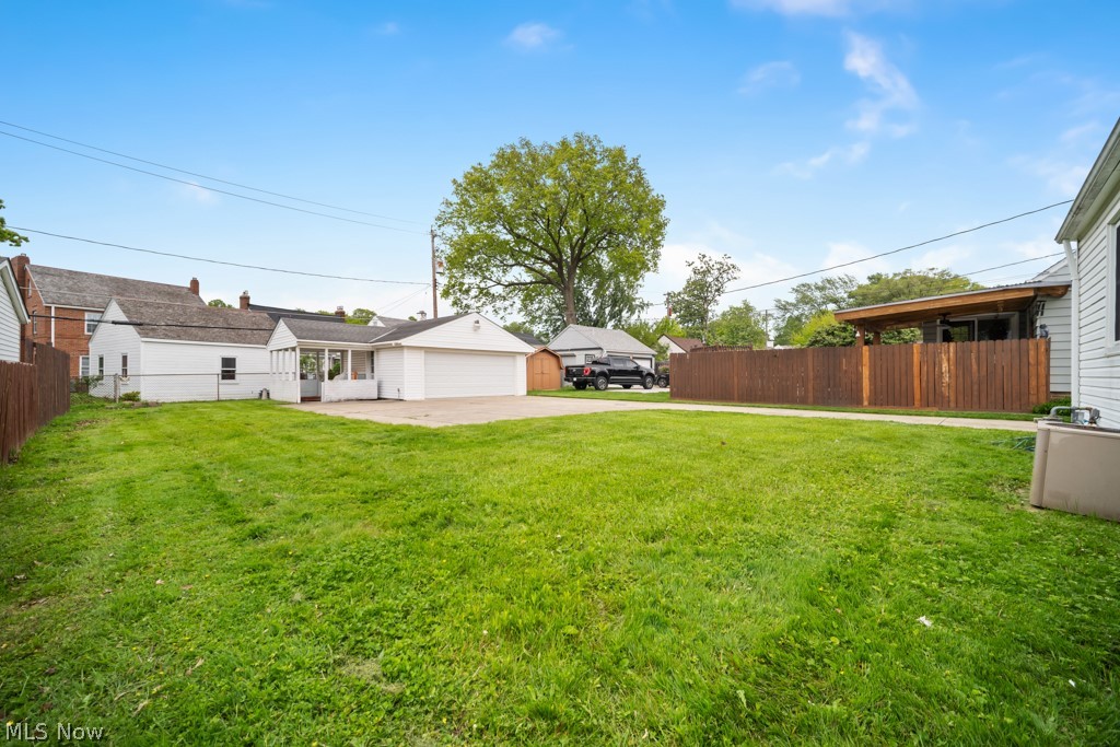 9158 Snow Road