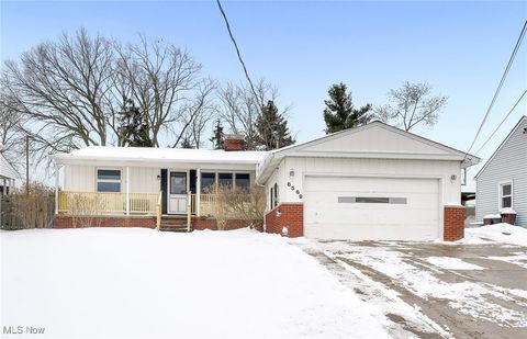 6569 Roycroft Drive Parma OH 44129