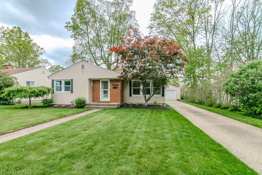 Photo of 7444 Rockingham Road, Mentor, OH 44060 (MLS # 5207744)