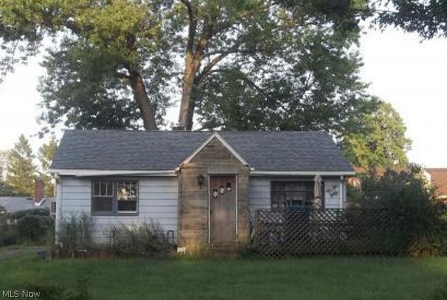 REO Property, Property Sold AS-IS W/O Repair, Warranty or Seller Disclosure.  The Listing Broker & Seller make no guarantees as to the accuracy of information herein; Buyer or Buyer’s Agent is responsible for utility activation related to inspections, Water activation not authorized; air pressure test only.Mold may be present in property.