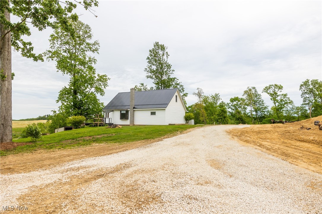 22 Waynesburg Road, Carrollton, Ohio image 8