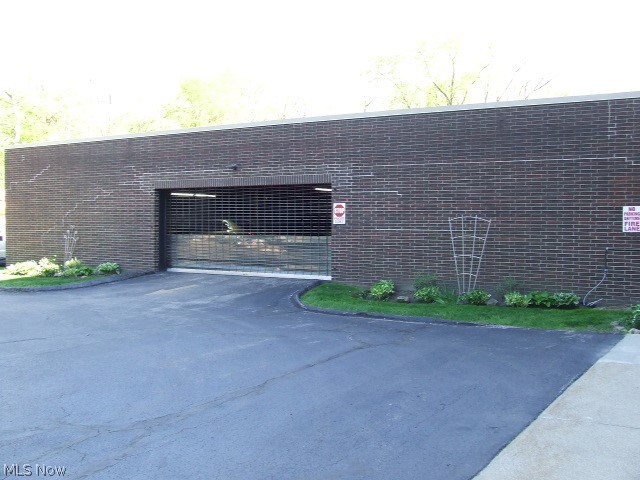 Silver Lake Towers - Residential