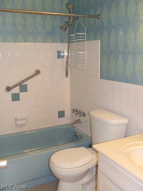 Silver Lake Towers - Residential