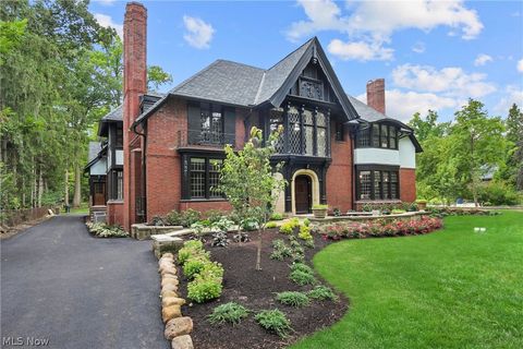 Homes For Rent - 2970 Fairmount Boulevard<br/> Cleveland Heights, OH 44118