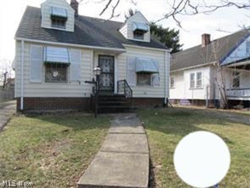 Bungalow style home offers 2 bedroom, eat-in kitchen and full basement.  Move in and earn some sweat equity or turn into a nice rental...it's your choice!  Priced for quick sale!