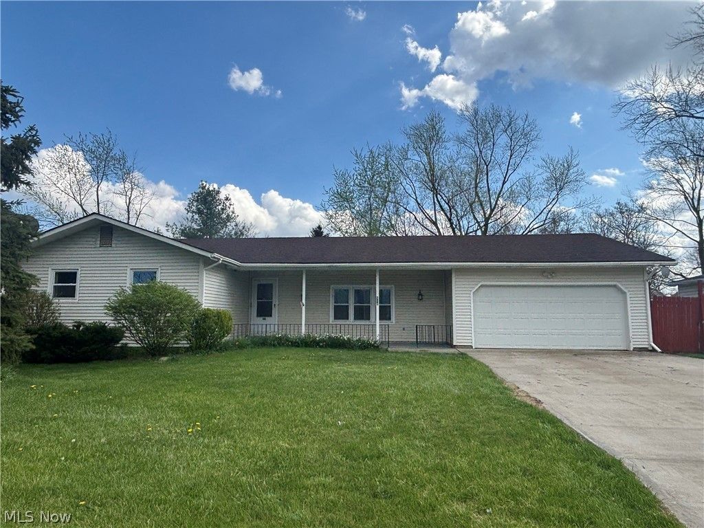 Photo of 510 16th Street, Elyria, OH 44035 (MLS # 5199886)