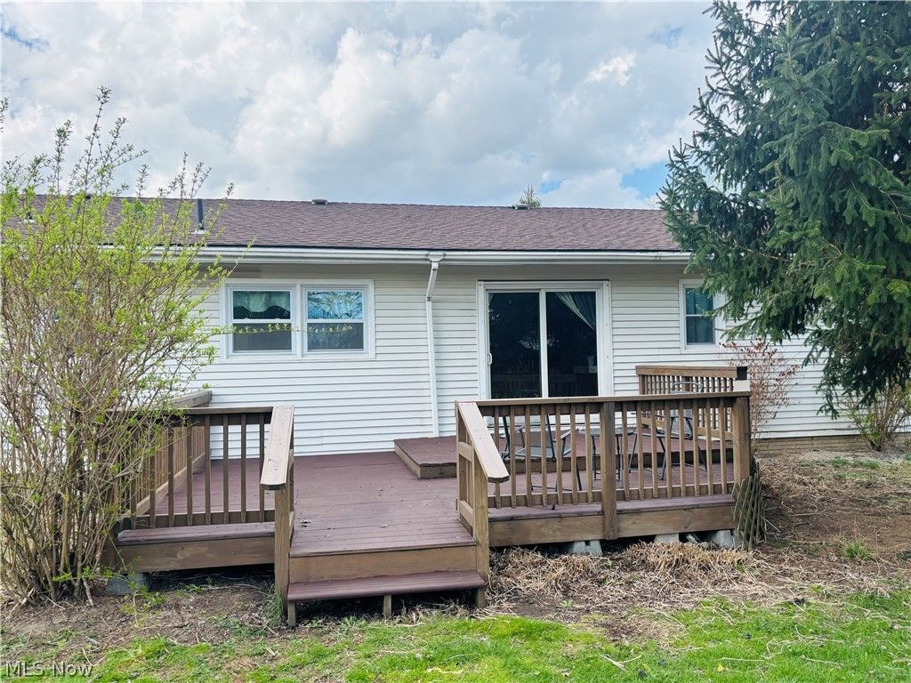 Photo of 510 16th Street, Elyria, OH 44035 (MLS # 5199886)