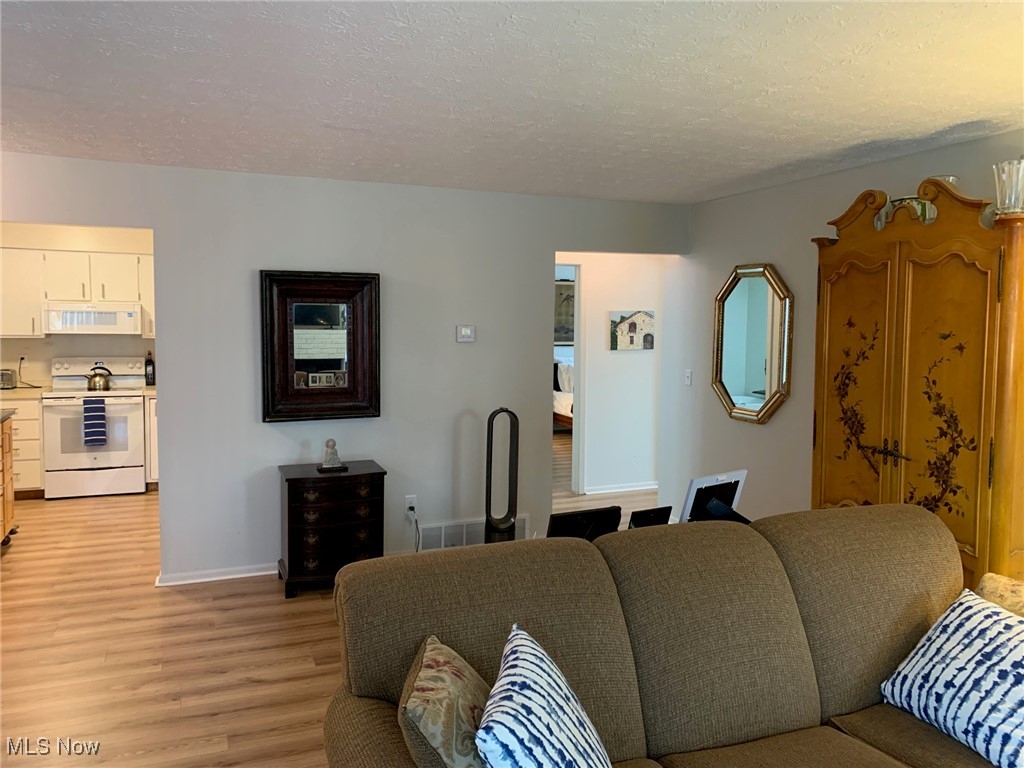 1217 W River Road #D2, Elyria, Ohio image 31