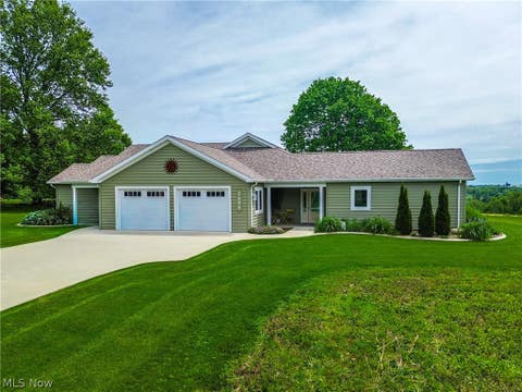 Homes For Sale - 2695 Wayne Street<br/> Orrville, OH 44667