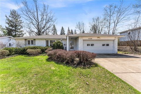 25106 Hazelmere Road Beachwood OH 44122