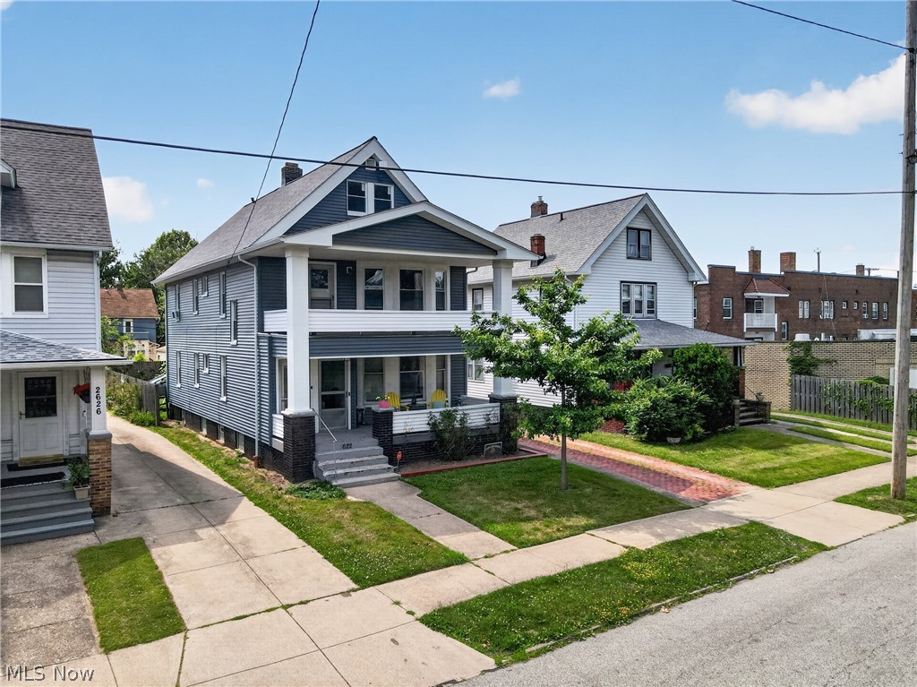 2622 E 130th Street