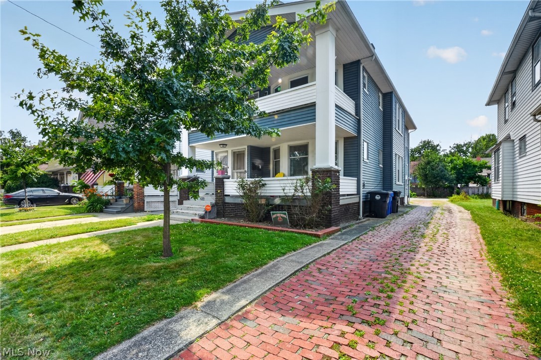 2622 E 130th Street