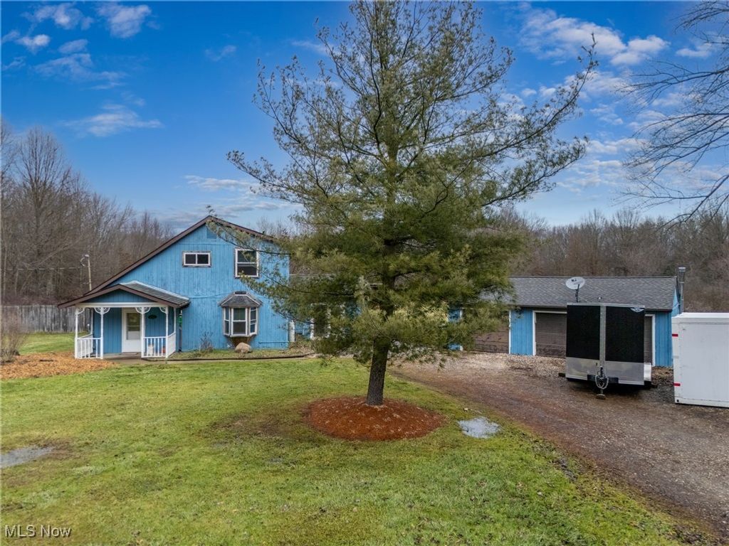 Photo of 10045 Whippoorwill Road, Newton Falls, OH 44444 (MLS # 5180022)