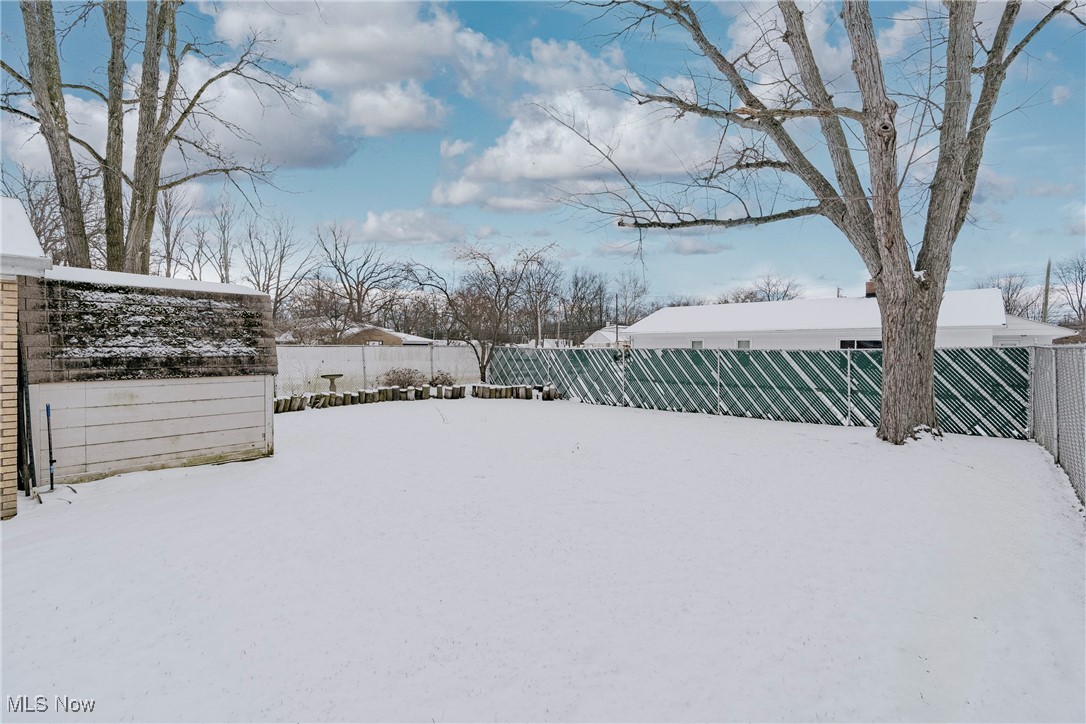 Sherwood Manor 02 - Residential