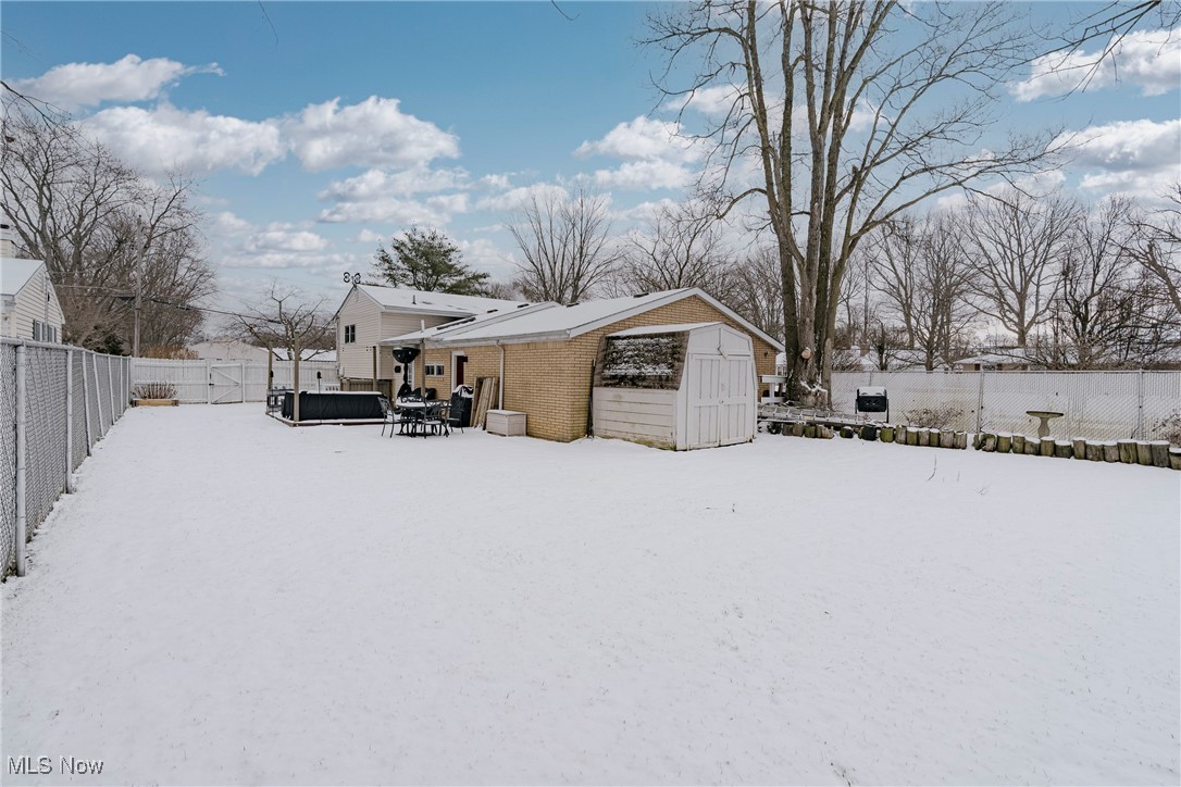 Sherwood Manor 02 - Residential