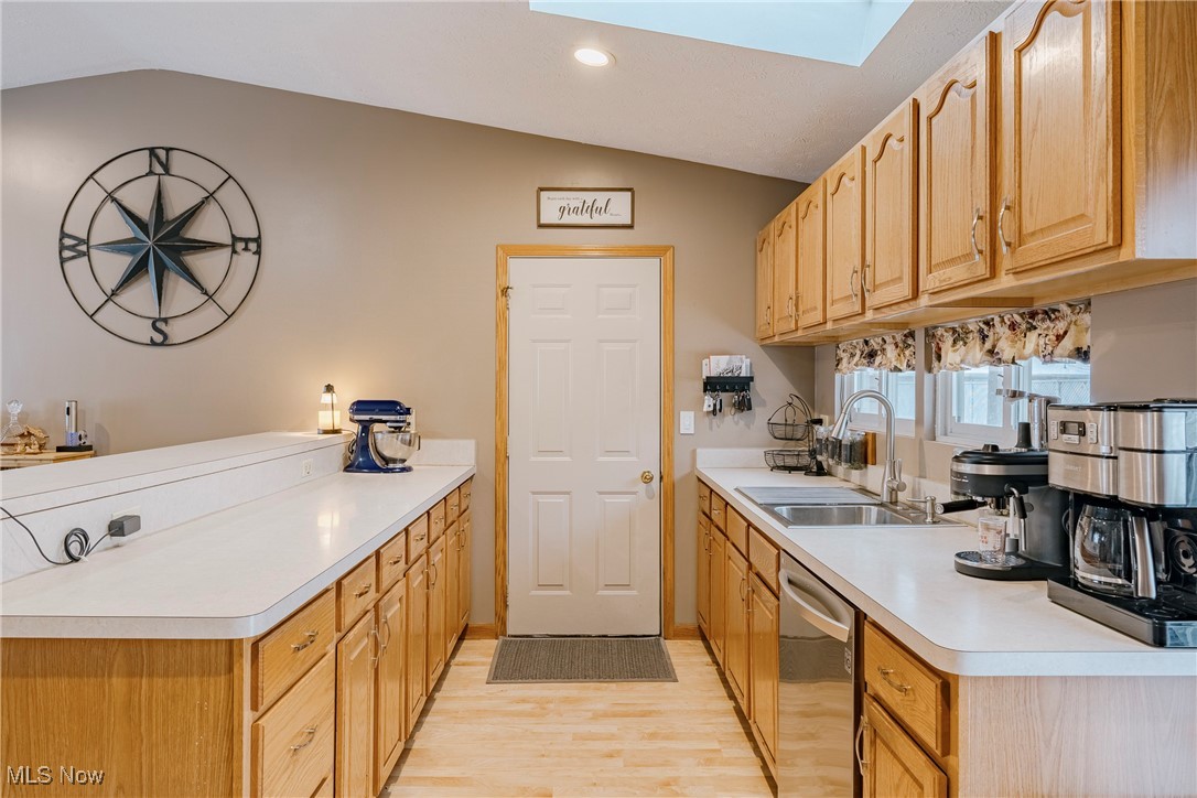 Sherwood Manor 02 - Residential