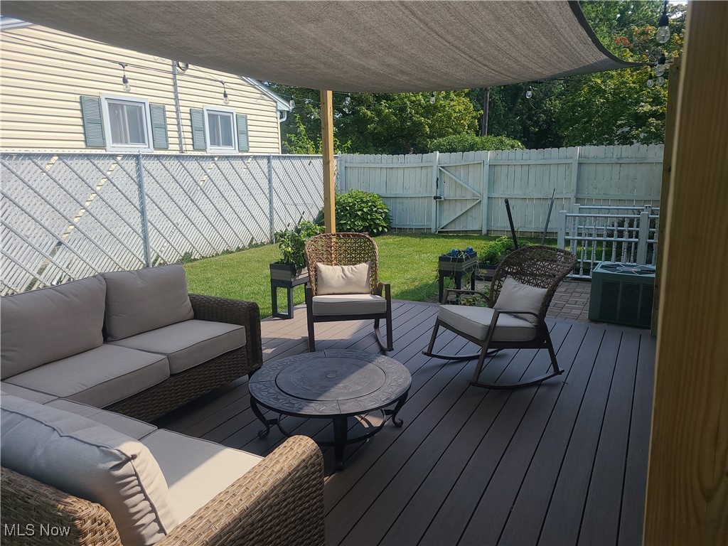 Sherwood Manor 02 - Residential