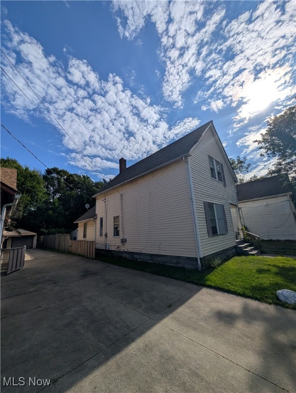 Cleveland, Ohio 44127, United States, 2 Bedrooms Bedrooms, ,1 BathroomBathrooms,Residential,Pending,203886