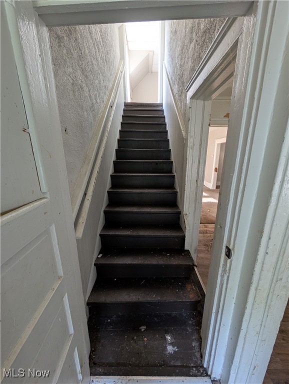 Cleveland, Ohio 44127, United States, 2 Bedrooms Bedrooms, ,1 BathroomBathrooms,Residential,Pending,203886