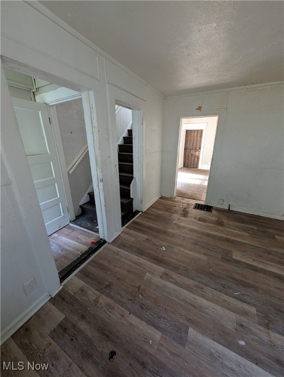 Cleveland, Ohio 44127, United States, 2 Bedrooms Bedrooms, ,1 BathroomBathrooms,Residential,Pending,203886